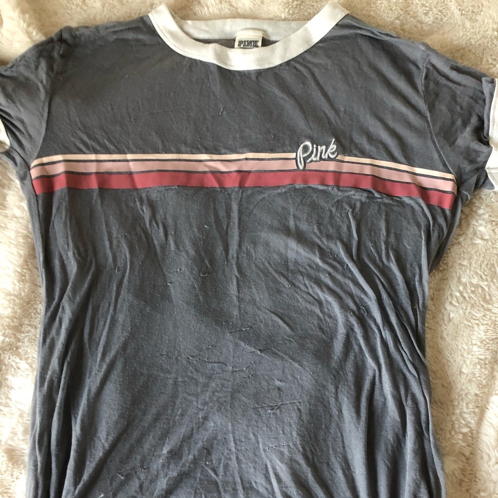 Victoria’s Secret PINK t shirt